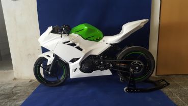 Kawasaki ZX 400 2018 Sebimoto Rennverkleidung 4 tlg.  Höcker geschlossen für Moosgummi fairing 4 parts  tailsection close for foam rubber