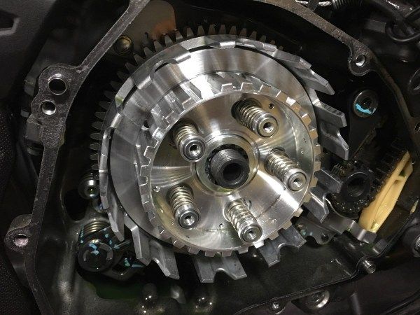 Kawasaki Ninja 400 RS ab 2018 und Kawasaki ZX 400R/RR TSS Antihoppingkupplung Slipper clutch racing Solution mit Kupplungsfedern